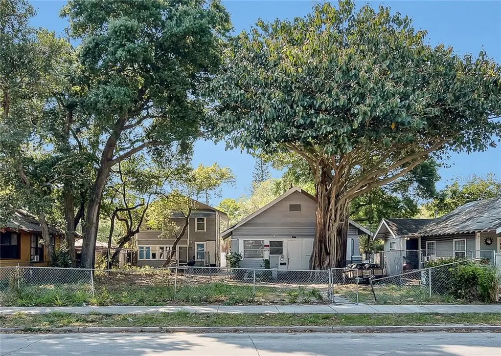 340 14th Street N St Petersburg FL 33705