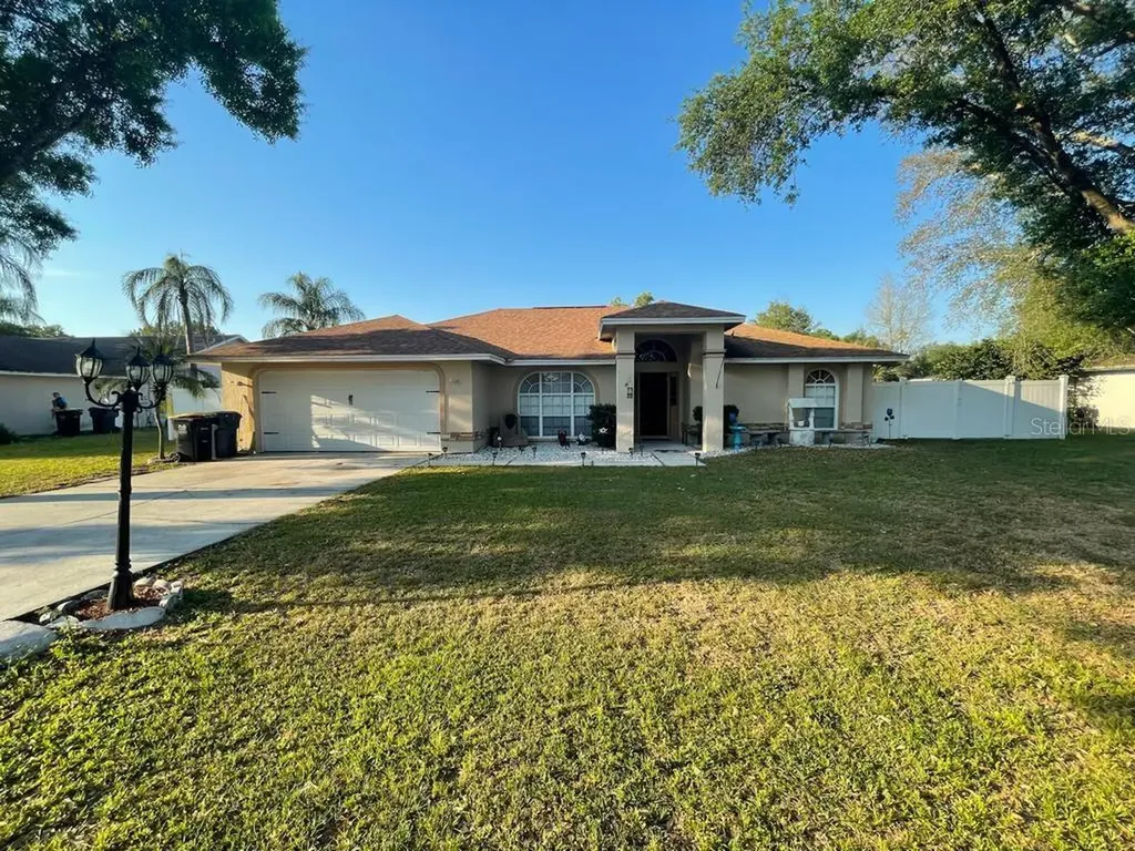 1422 Wyngate Lane Lakeland FL 33809