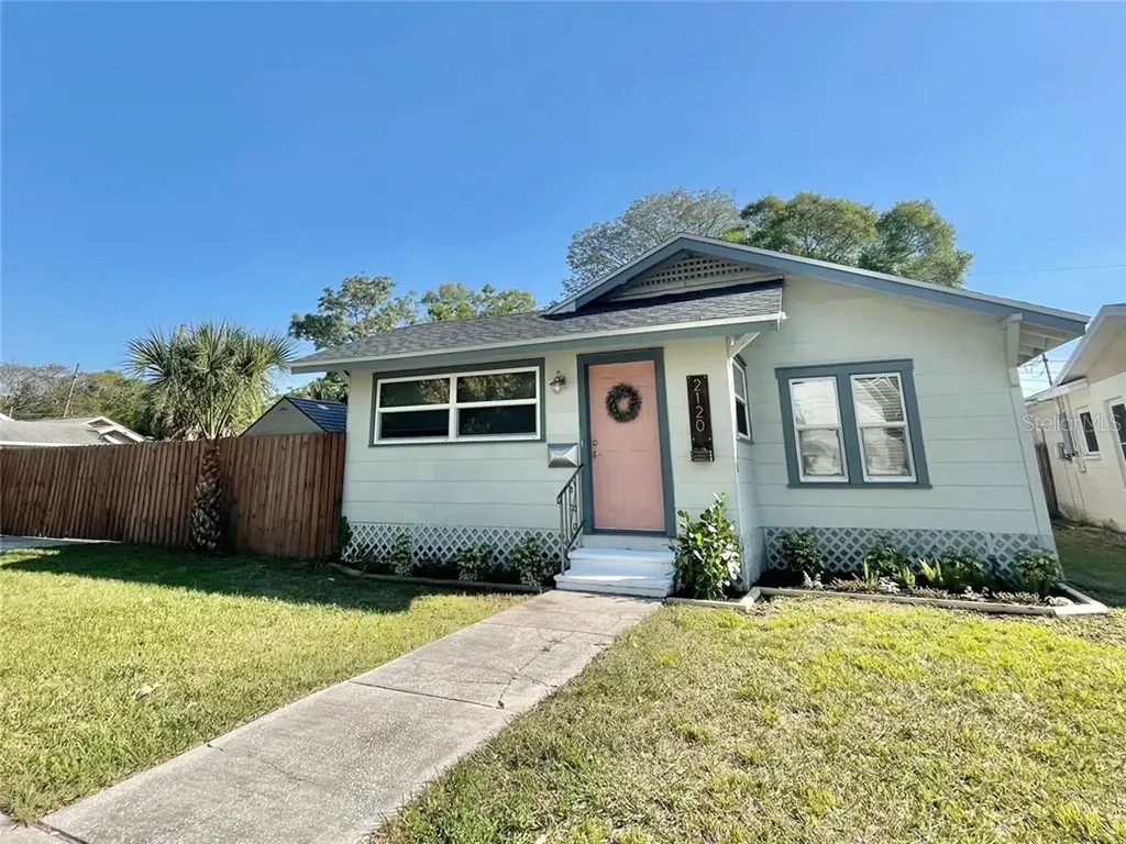 2120 46th Avenue N St Petersburg FL 33714