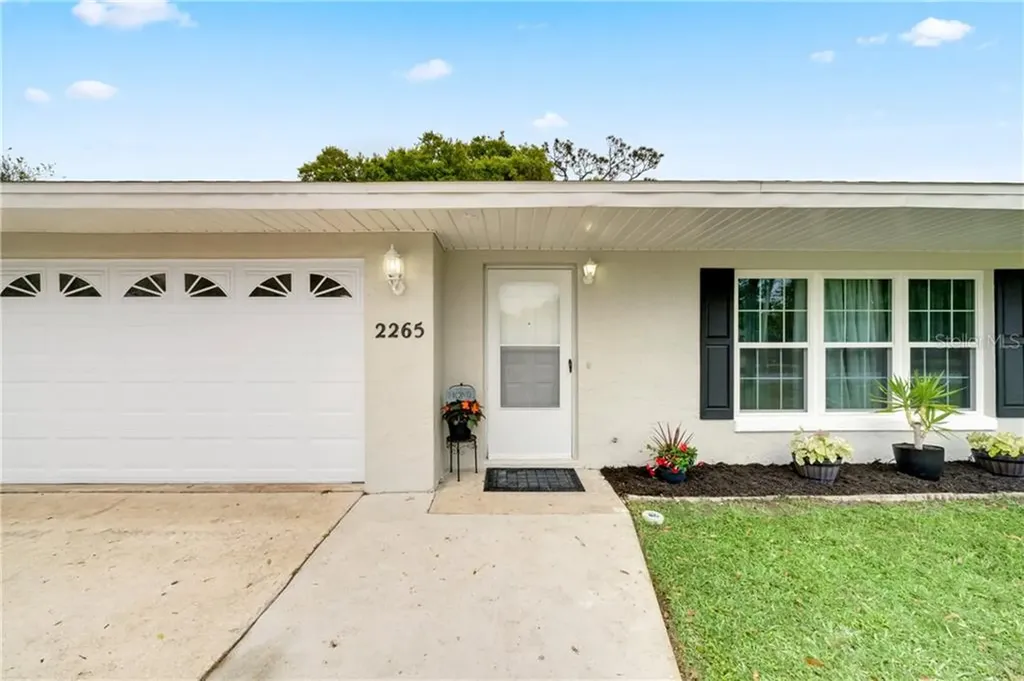 2265 Anastasia Drive South Daytona FL 32119