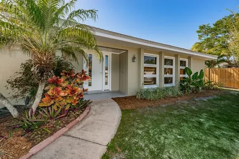 2028 59th Street N Clearwater FL 33760