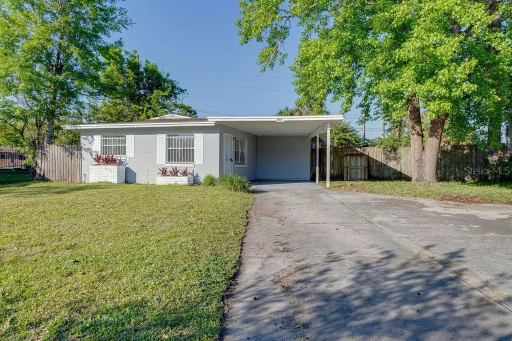 4571 Elmira Place Orlando FL 32811