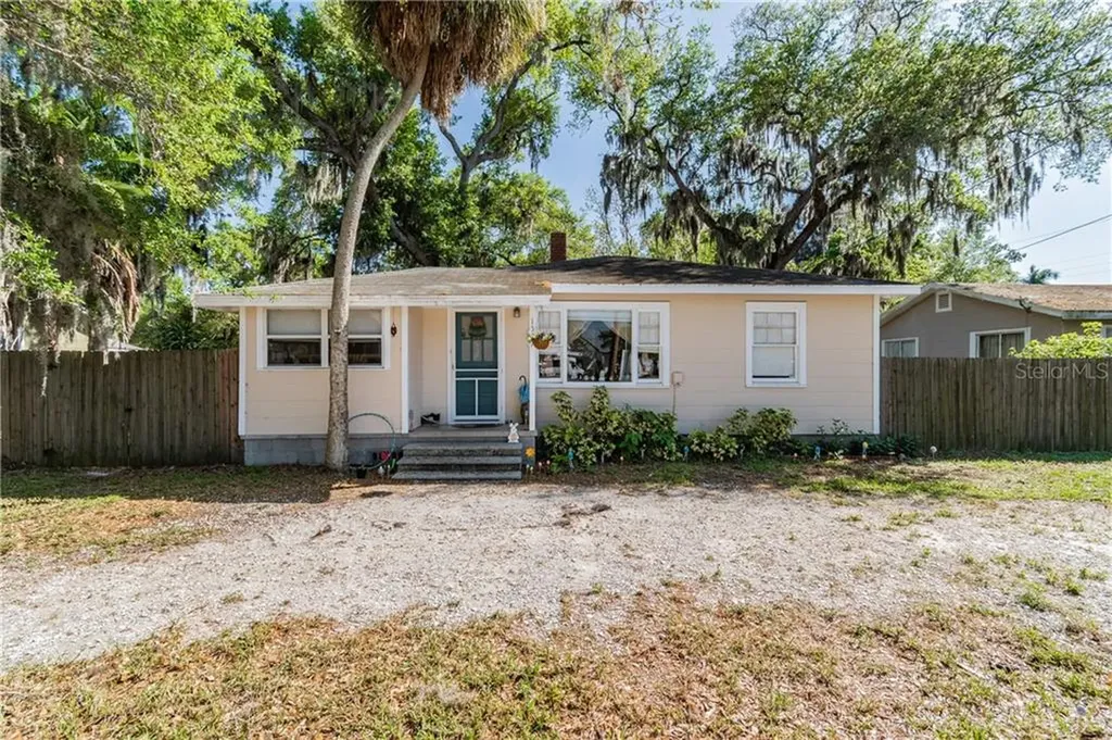 1507 10th Street W Palmetto FL 34221