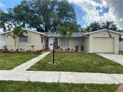 5926 33rd Avenue N St Petersburg FL 33710