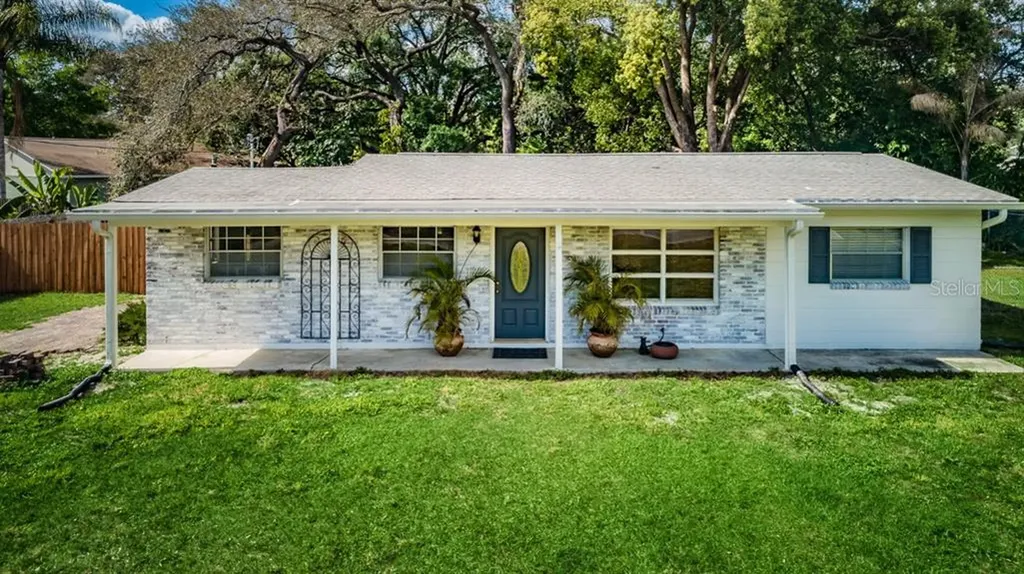 1009 Thru Road Tampa FL 33612