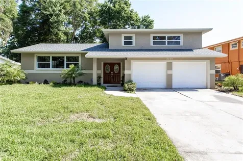 2539 Madrid Way S St Petersburg FL 33712