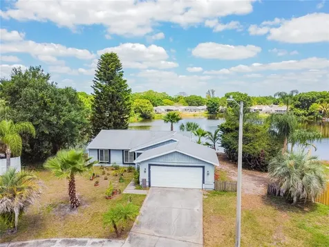642 Shorelake Place Oldsmar FL 34677