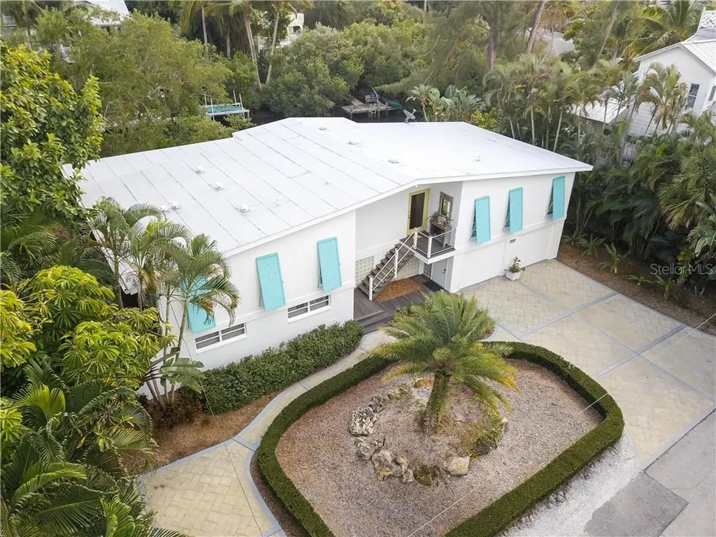 3535 Bayou Louise Lane Sarasota FL 34242