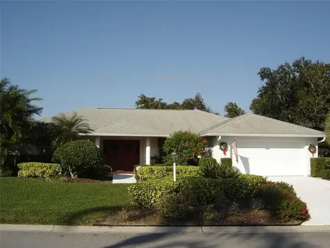 5666 Country Lakes Drive Sarasota FL 34243