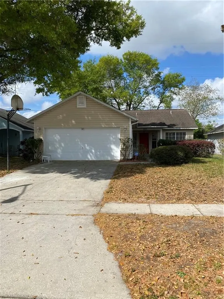 2621 Delcrest Drive Orlando FL 32817