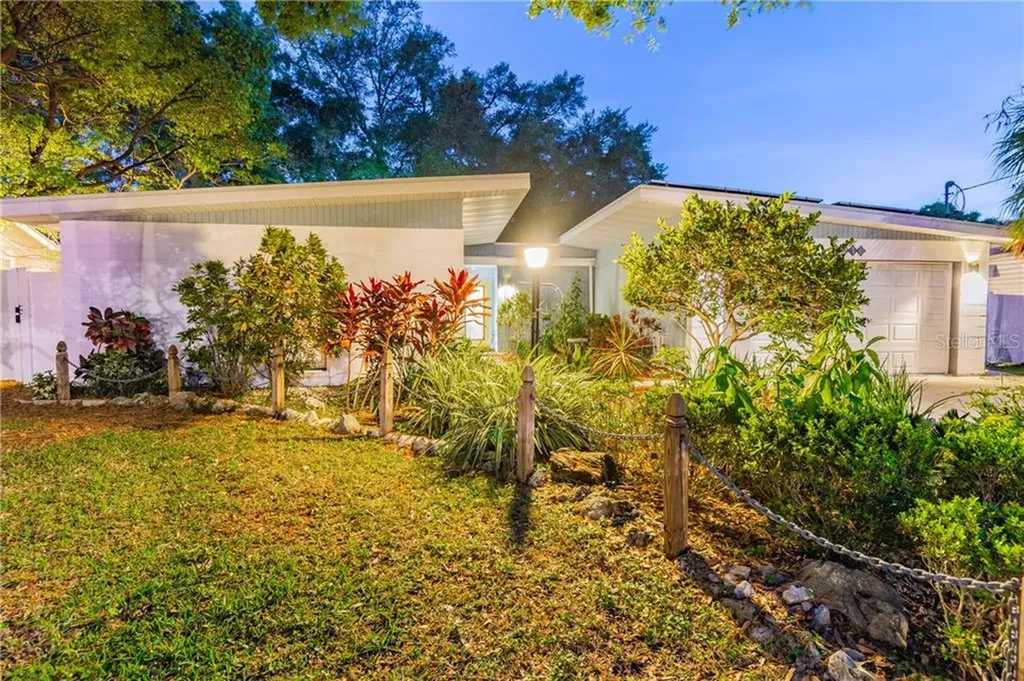 4218 W Barcelona Street Tampa FL 33629