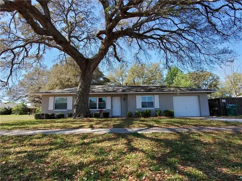 2132 Kendall Court Deltona FL 32738