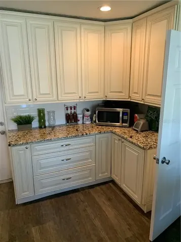 2144 Cass Street Sarasota FL 34231