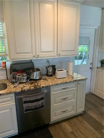 2144 Cass Street Sarasota FL 34231