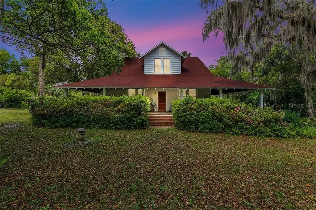 4226 N County Road 426 Geneva FL 32732