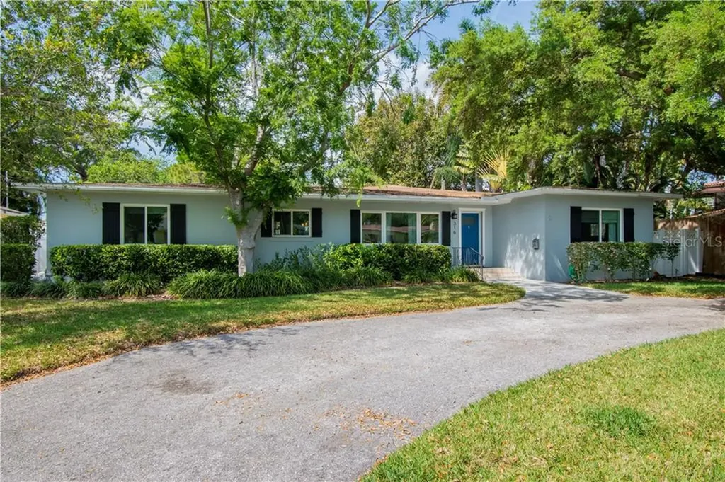 316 Snell Isle Boulevard NE St Petersburg FL 33704