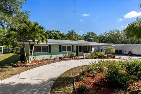 2705 Bay Street Sarasota FL 34237