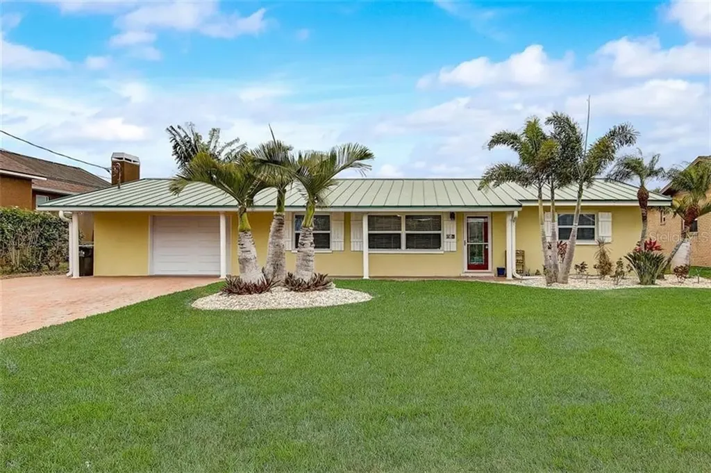 759 Kingston Court Apollo Beach FL 33572