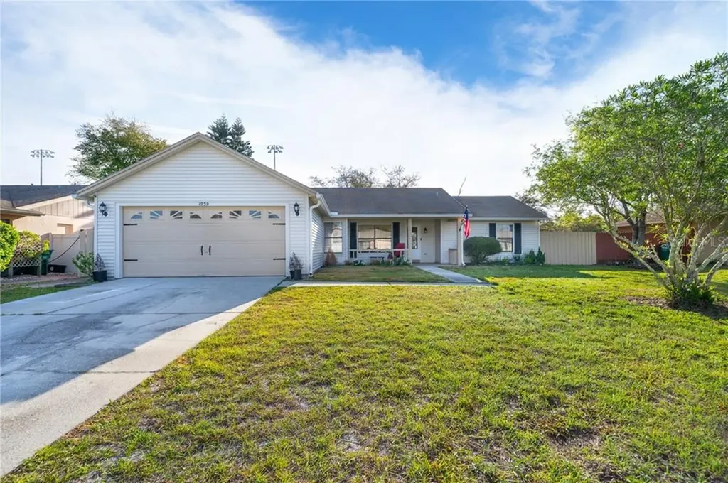 1059 Hemingway Drive Deltona FL 32725