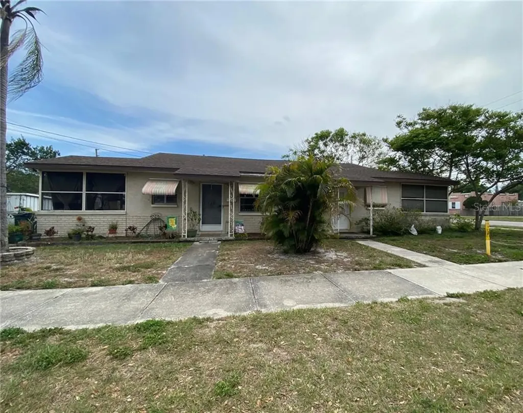 1550 32nd Avenue N St Petersburg FL 33704