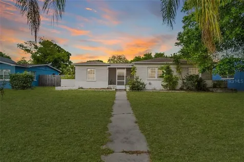 141 40th Avenue NE St Petersburg FL 33703