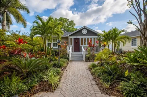 226 23rd Avenue N St Petersburg FL 33704
