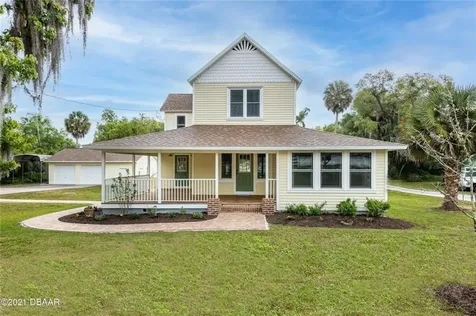 117 N Blue Lake Avenue Deland FL 32724