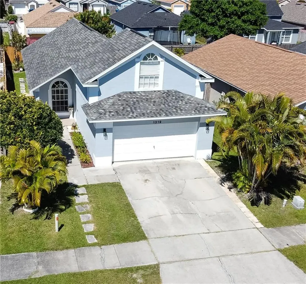 1319 Daniels Cove Drive Winter Garden FL 34787
