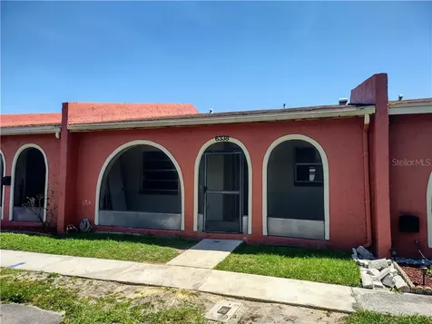 6338 Bonnie Bay Circle N Pinellas Park FL 33781