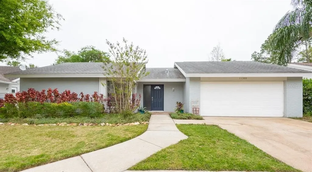 11309 Hollyglen Drive Tampa FL 33624