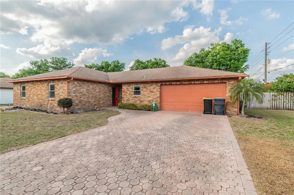 107 Connie Lee Court Lakeland FL 33809
