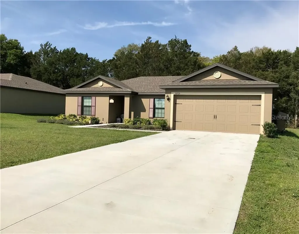 35705 Rose Moss Avenue Leesburg FL 34788