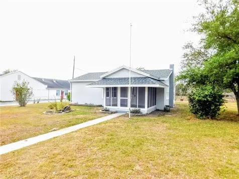 205 W 1st Street Frostproof FL 33843