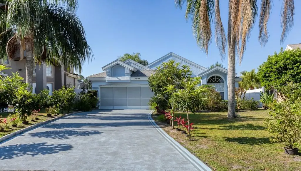 2436 Berkshire Court Kissimmee FL 34746