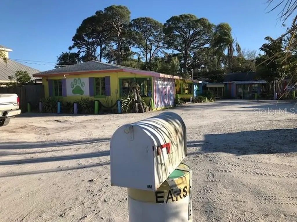 145 W Dearborn Street Englewood FL 34223
