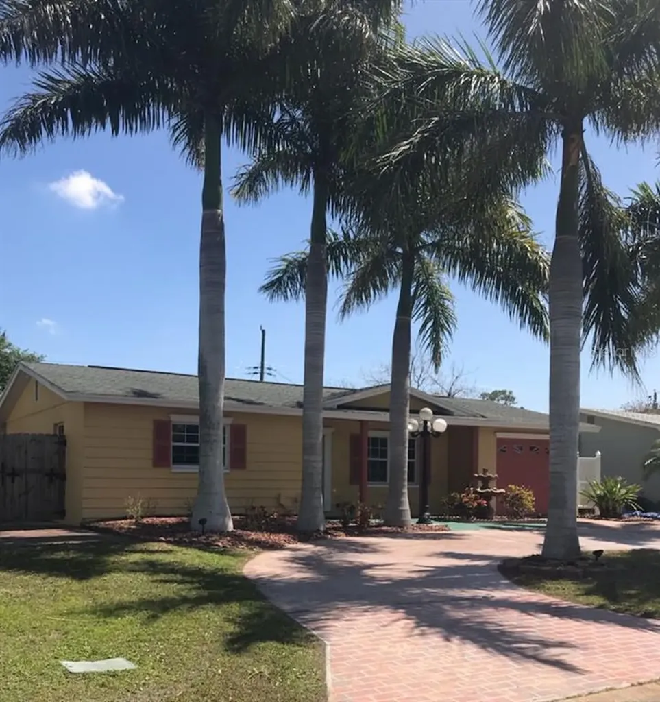 2013 Douglas Avenue Dunedin FL 34698