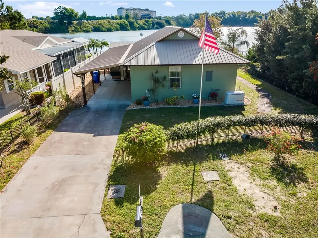 1680 Skyline Drive Tavares FL 32778