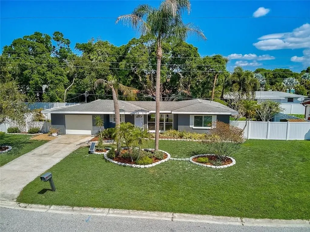 2425 Clematis Street Sarasota FL 34239