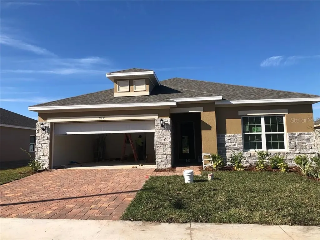 919 Avenal Lane Davenport FL 33837