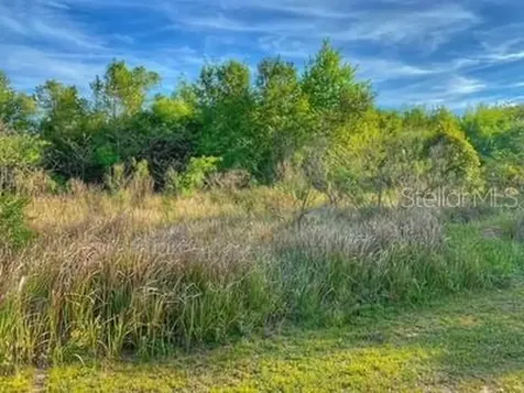 1737 Lakewood Road Davenport FL 33837