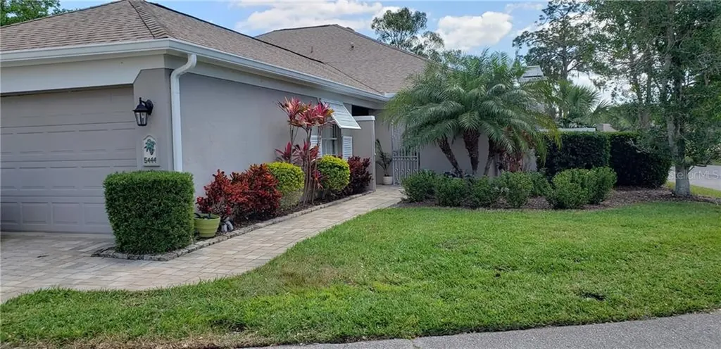 5444 Champagne Sarasota FL 34235