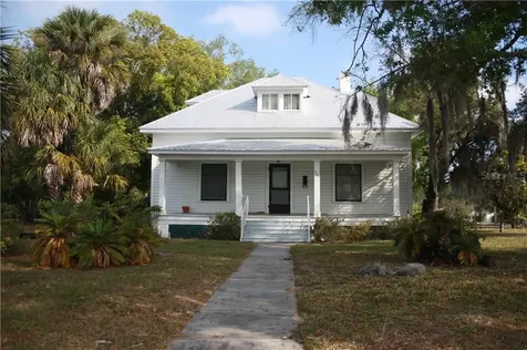 451 E Sessoms Avenue Lake Wales FL 33853