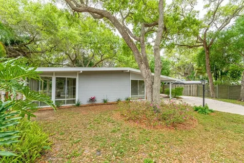 2346 Hawthorne Street Sarasota FL 34239