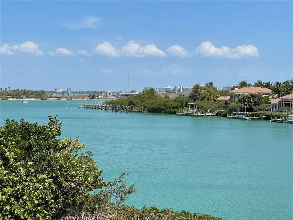 225 Sands Point Road Longboat Key FL 34228