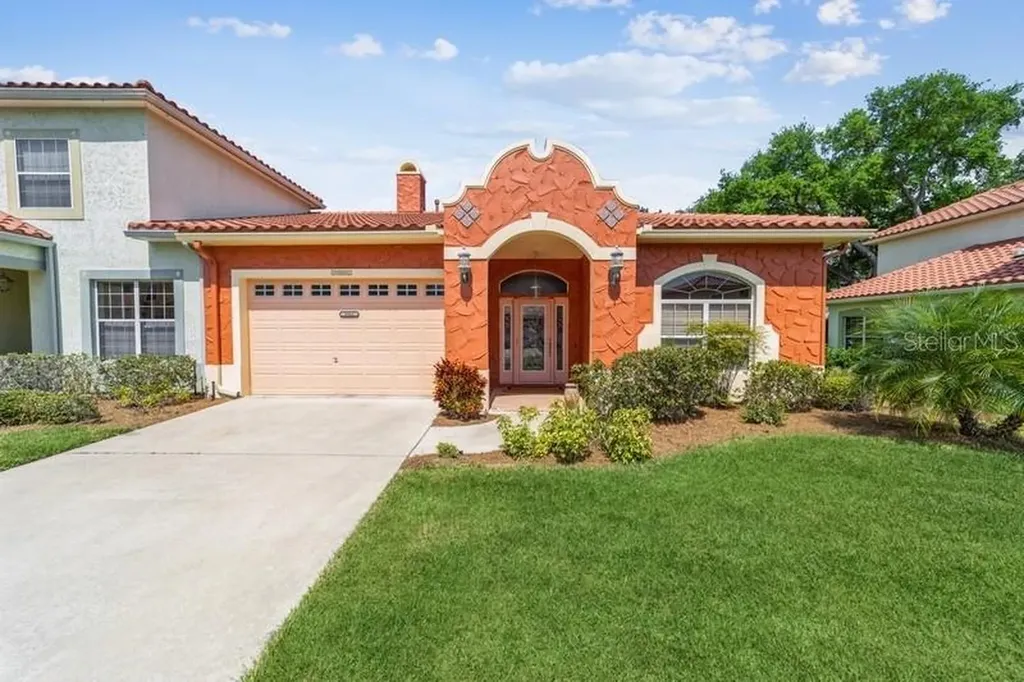 1061 Avenida Sonoma Lady Lake FL 32159