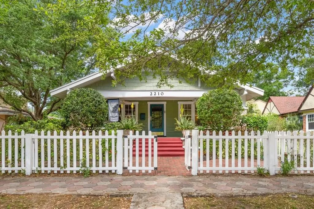 2210 7th Street N St Petersburg FL 33704