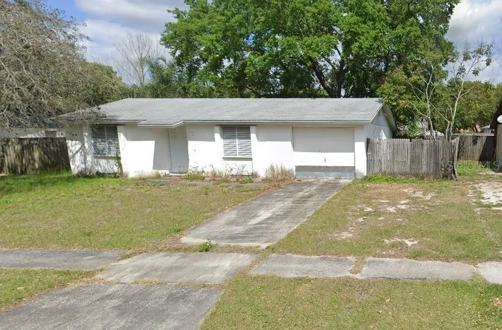 2210 Selkirk Street Valrico FL 33594