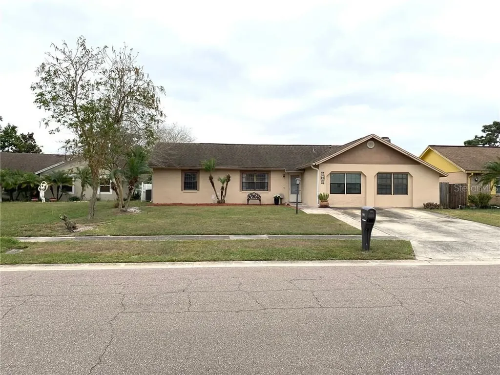 8128 Strada Drive Orlando FL 32822