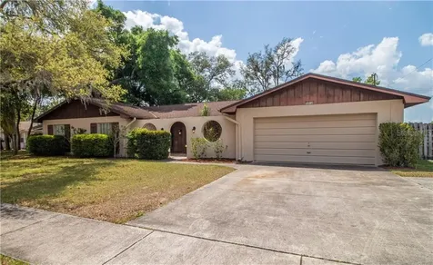 2312 Medford Lane Brandon FL 33511