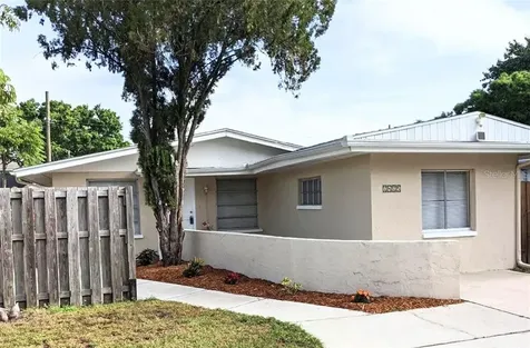 2425 Bay Street Sarasota FL 34237
